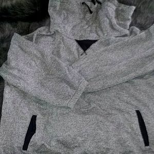 COPY - Liz Claiborne sweatshirt